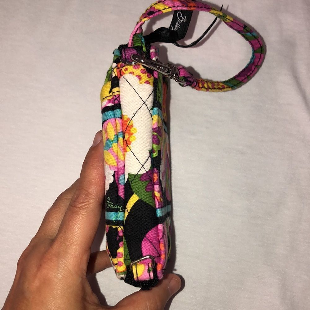 Vera Bradley Va Va Bloom Floral Cotton Quilted Wristlet Zip Around Wallet - Picture 4 of 12